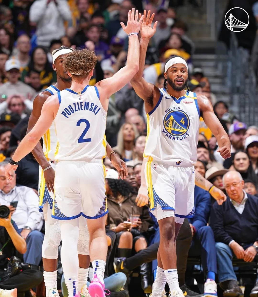 雄鹿双外援爆发，力克勇士豪取胜利的简单介绍