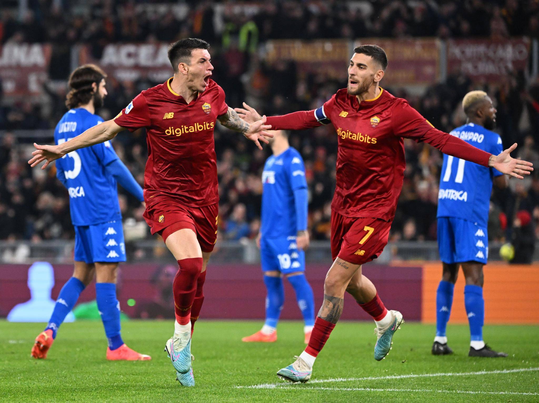 包含意大利大胜晋级，比利时险胜挺进的词条