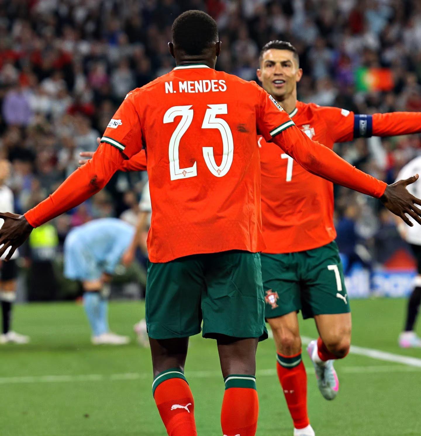 关于罗马小将表现出色，或有机会入选国家队的信息